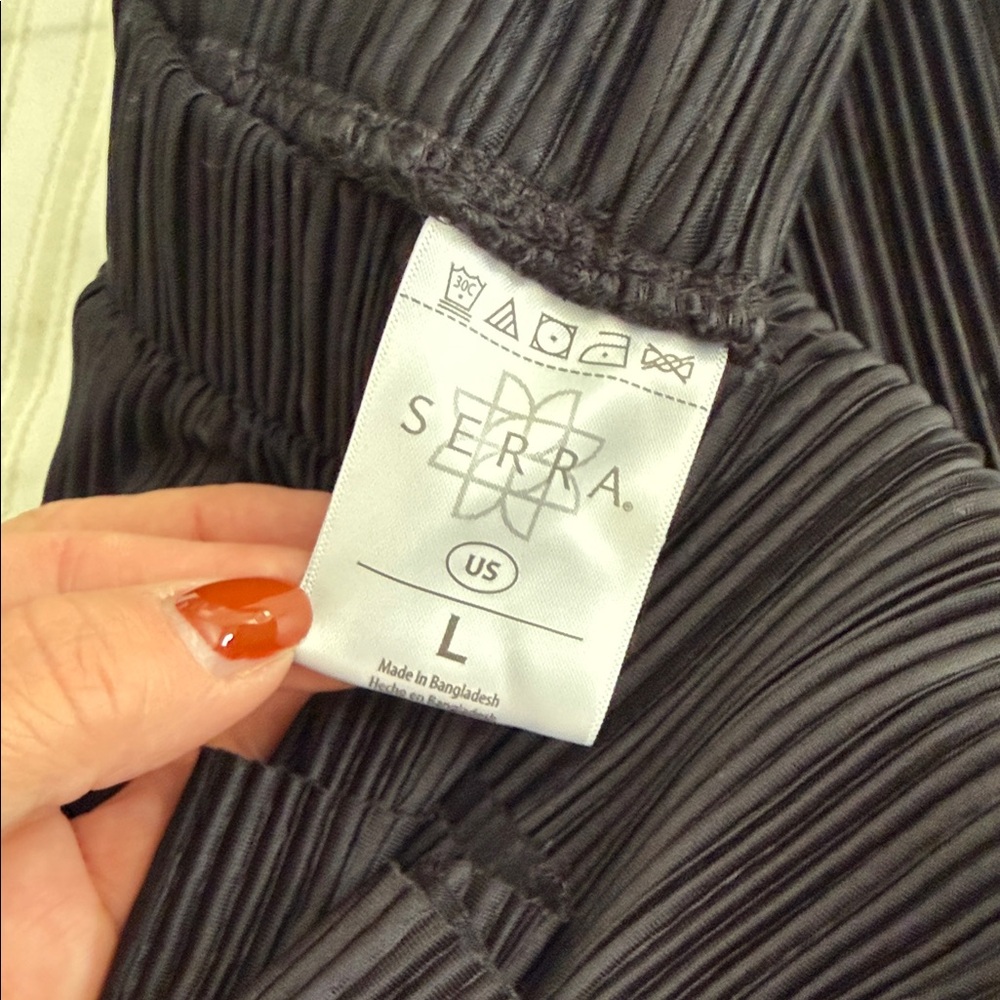 Serra Black Wide-Leg Jumpsuit - Picture 4 of 7